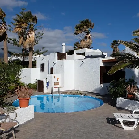 Little House With Pool, Seaview Big Sunterrace For 4 Pers. Dom wakacyjny