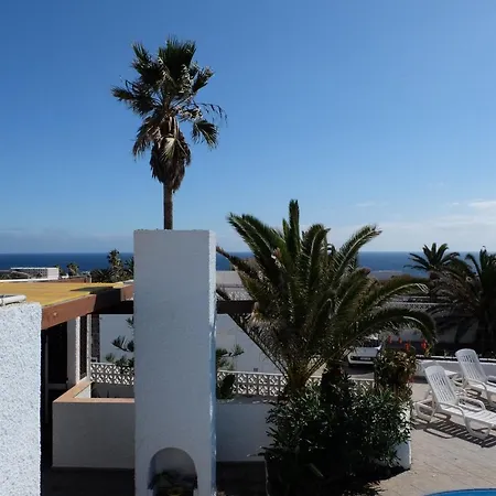 Little House With Pool, Seaview Big Sunterrace For 4 Pers.